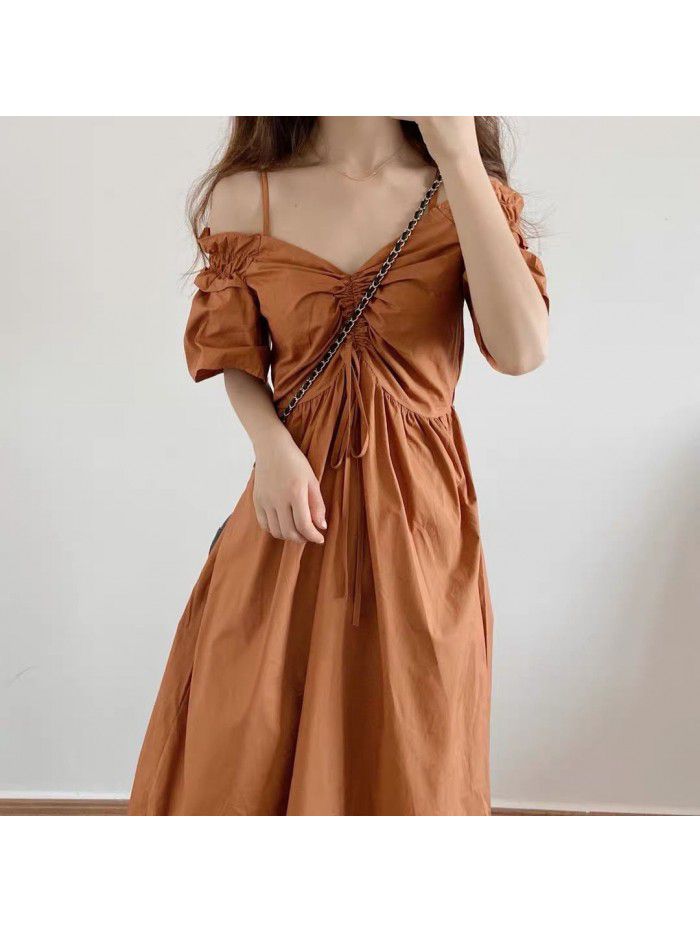 Summer new style French salt, sweet long skirt, female Platycodon, the design sense of the street, the shoulder dress. 