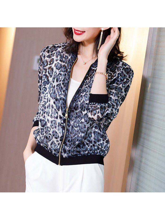 Chiffon short coat women's wear new leopard print casual casual casual casual loose stand collar baseball suit women's wear in spring  
