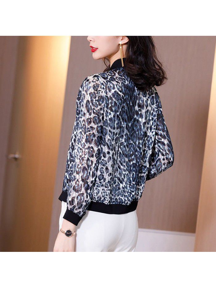 Chiffon short coat women's wear new leopard print casual casual casual casual loose stand collar baseball suit women's wear in spring  