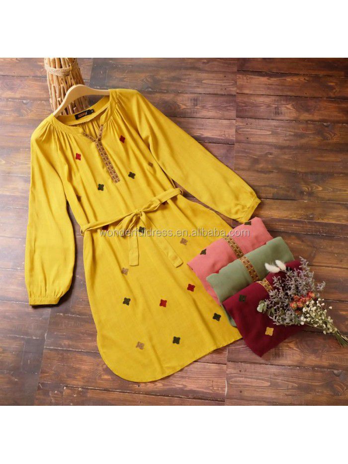 Retro Art Long sleeved Women's Dress Bohemian Small V-neck Embroidered Waist Dress 