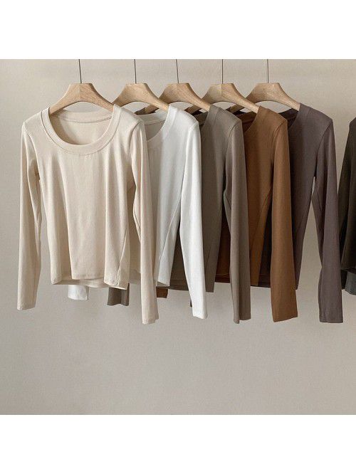 Practical and minimalist round neck long sleeved t...