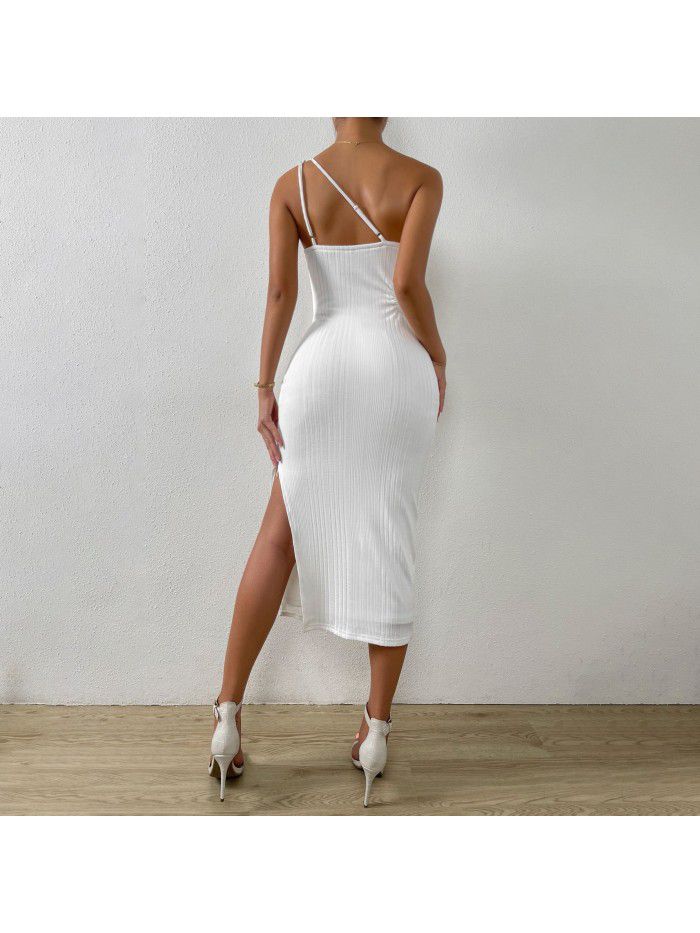 Unilateral shoulder strap slimming suspender dress with exposed backpack buttocks sexy bottom skirt slimming 