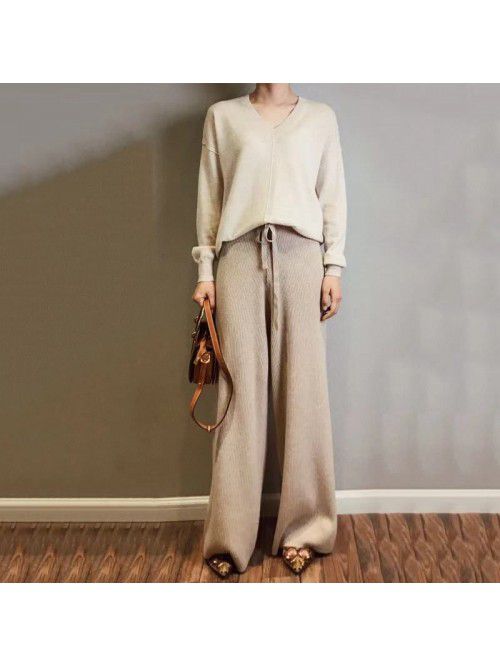 Cashmere knitted wide leg trousers for women in au...