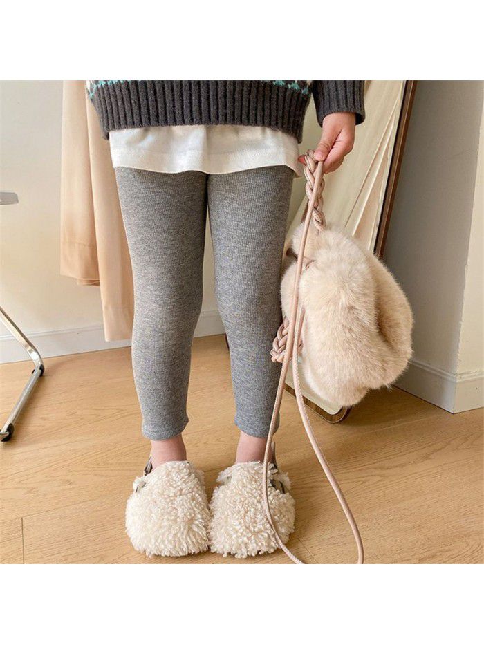 Autumn and winter girls' baby plush slim fitting elastic pants for children's composite one piece milk protein velvet leggings 