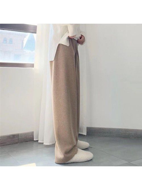 Women's knitted wide leg trousers in autumn and wi...