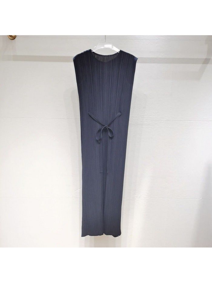 High end pleated PP mid length dress with a stylish and slimming fit and a lace up skirt