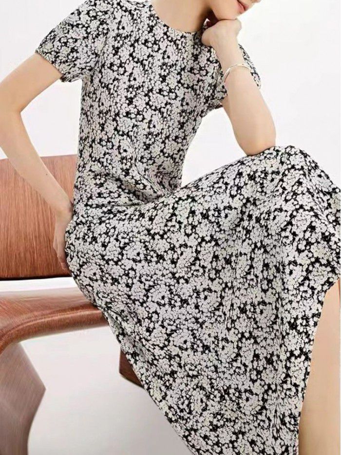 Printed waistband slimming dress with fresh French floral floral floral charm for ladies and ladies commuting 